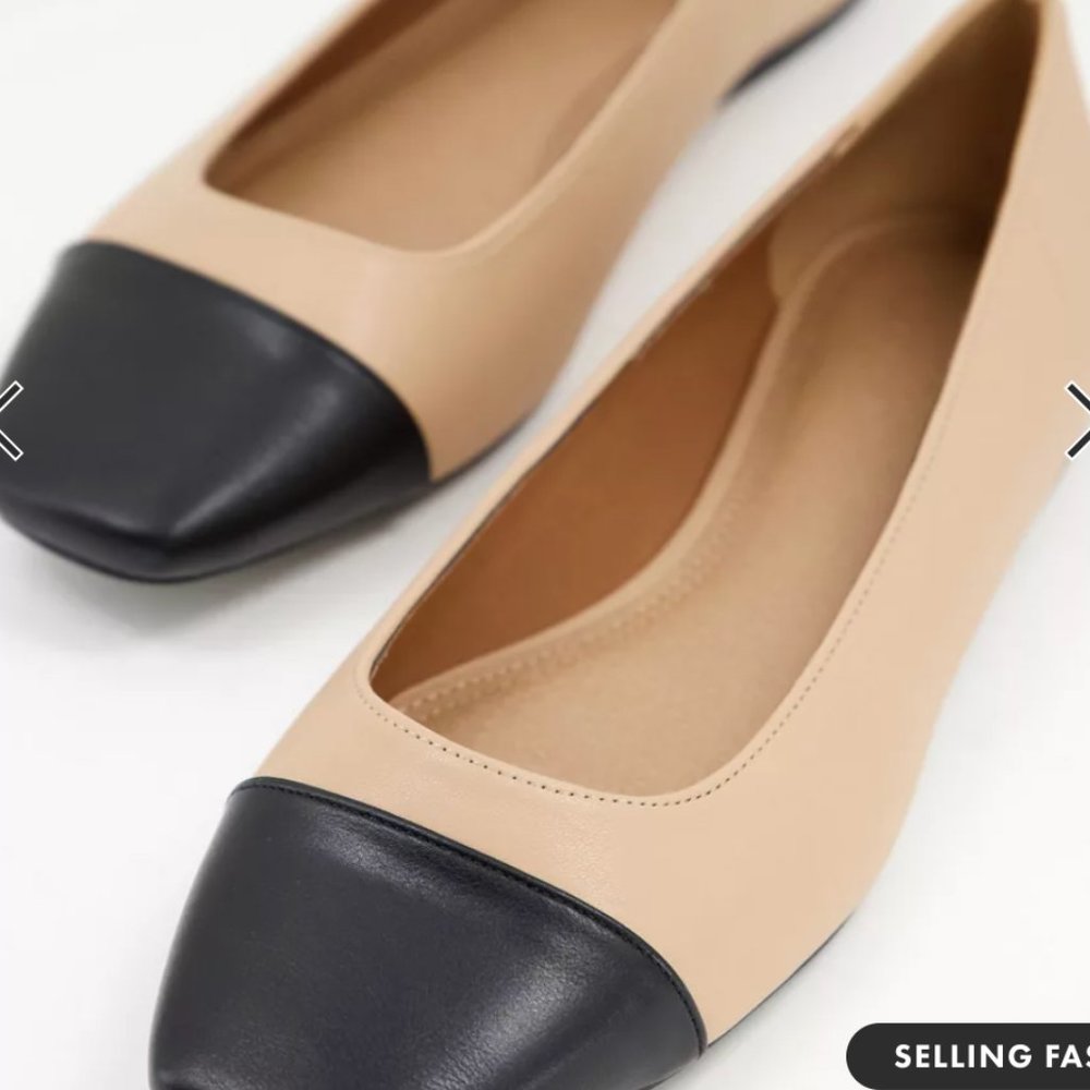 NWT ASOS DESIGN Wide Fit Locket square toe ballet flats